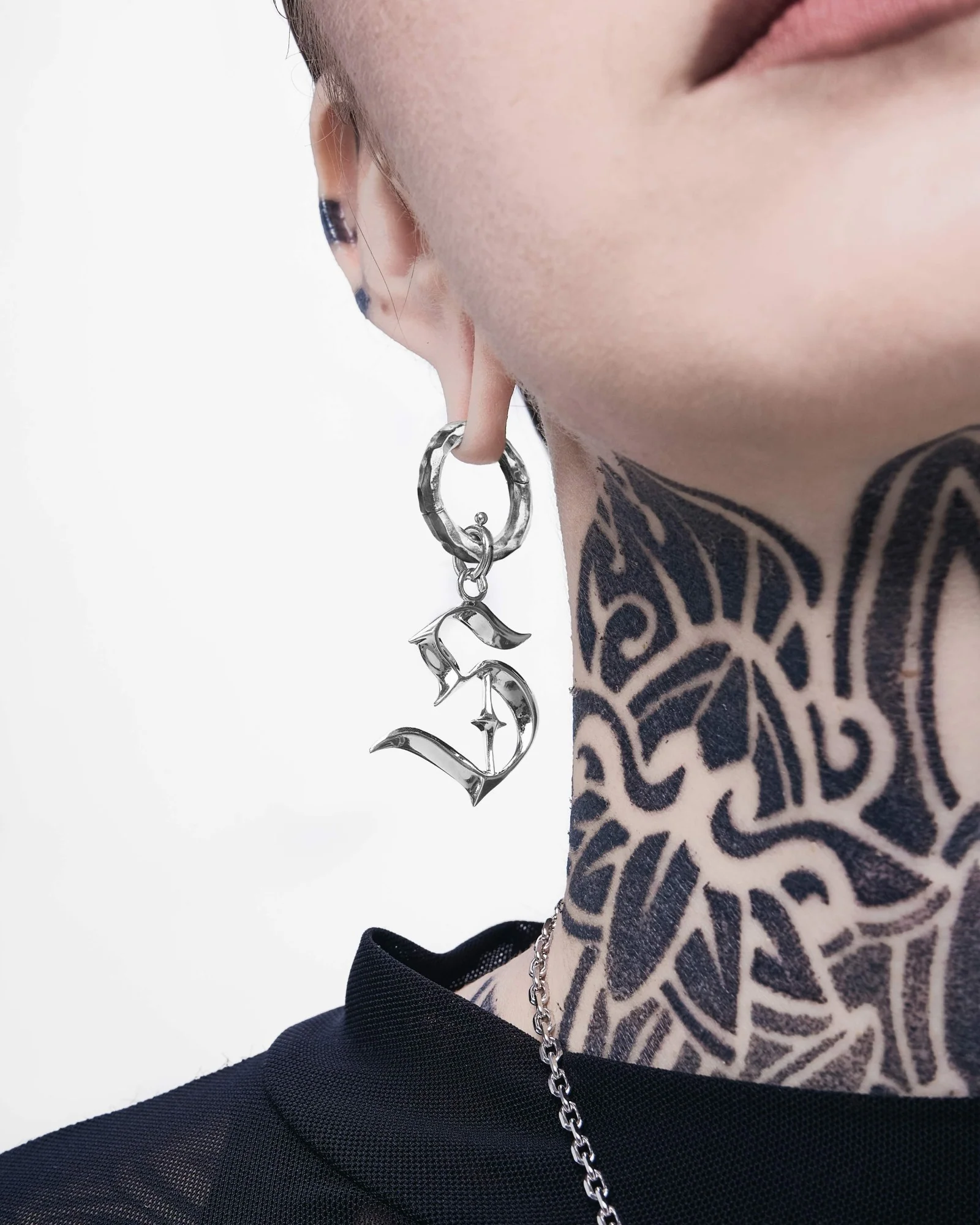 Blackletter Charms - V - Image 8