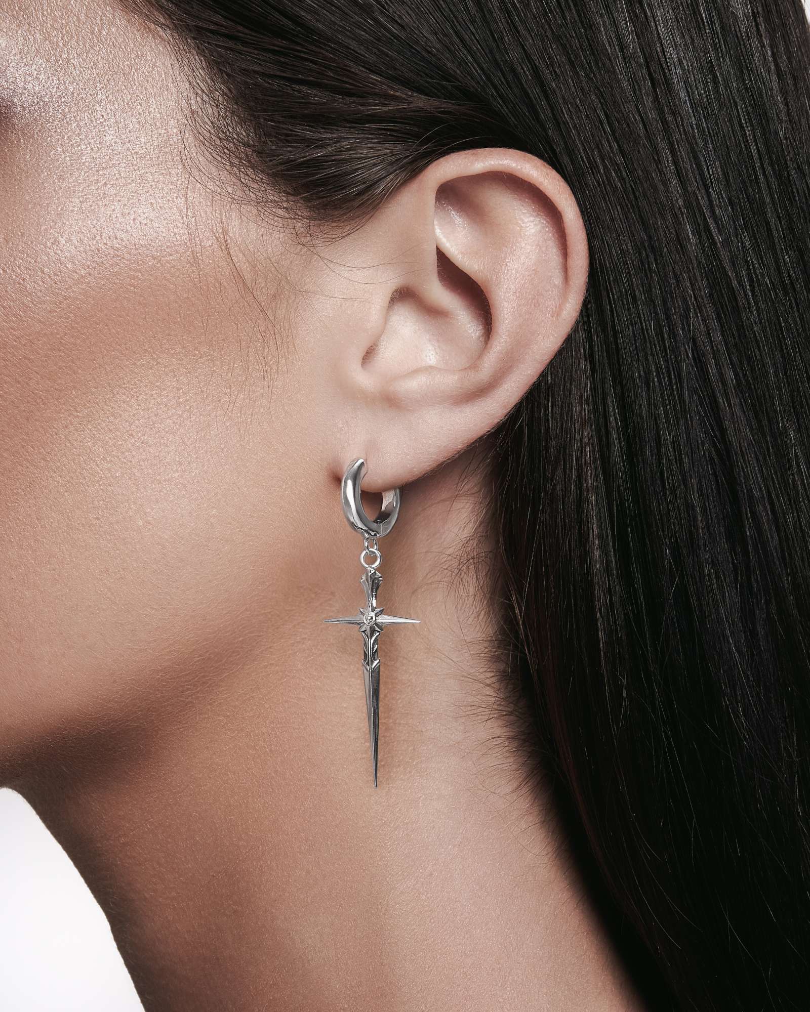 Ecledia Earrings - Image 3