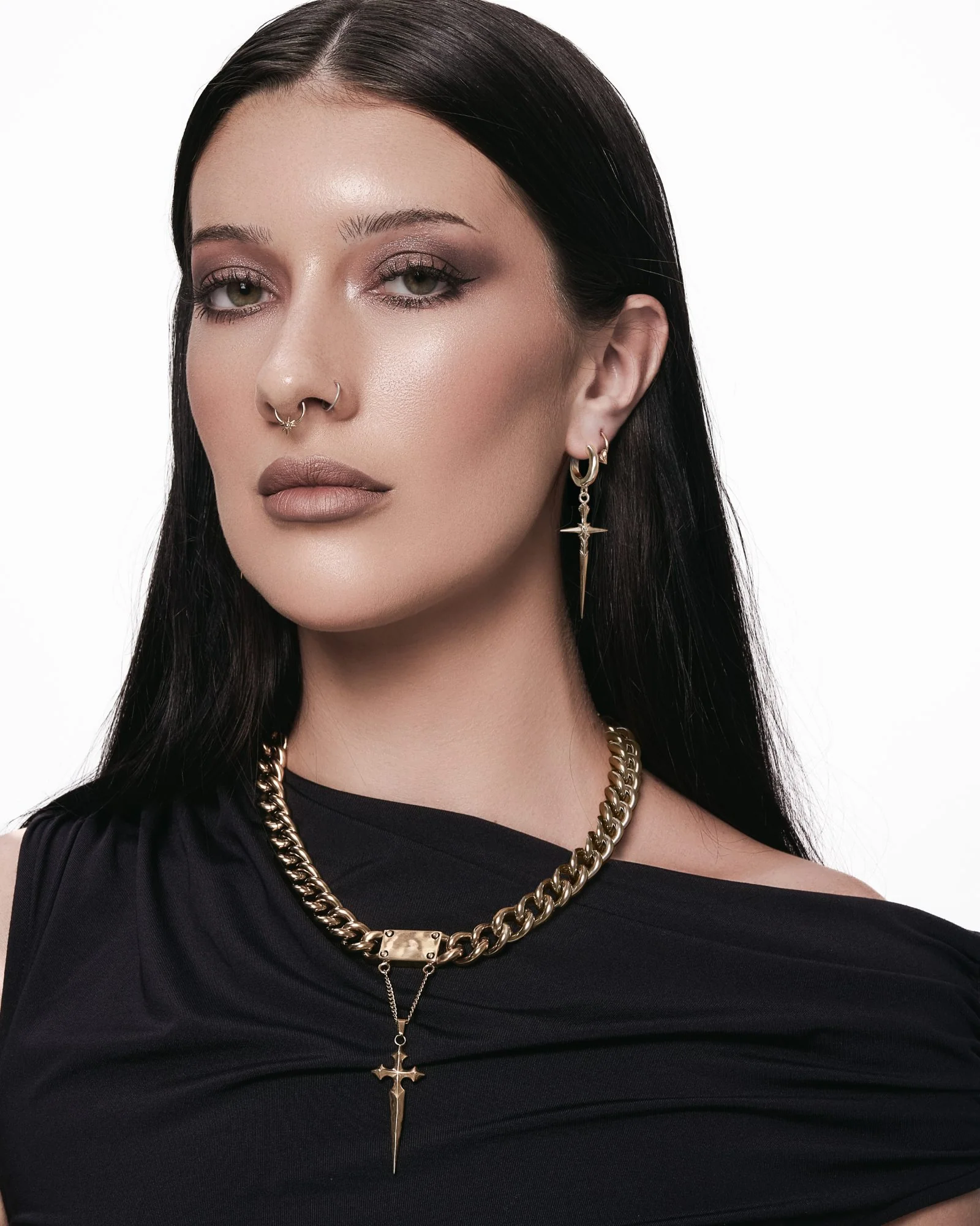Ecledia Earrings - Image 4