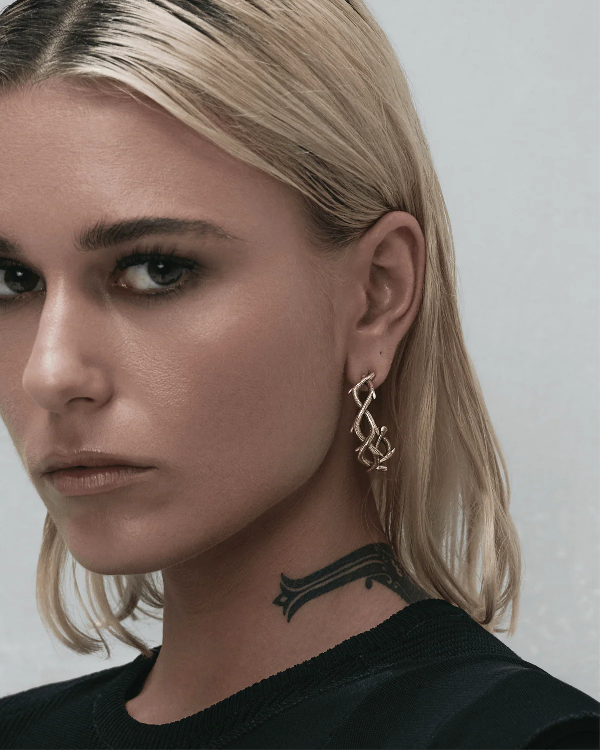 Elysian Hoop Earrings - Image 3