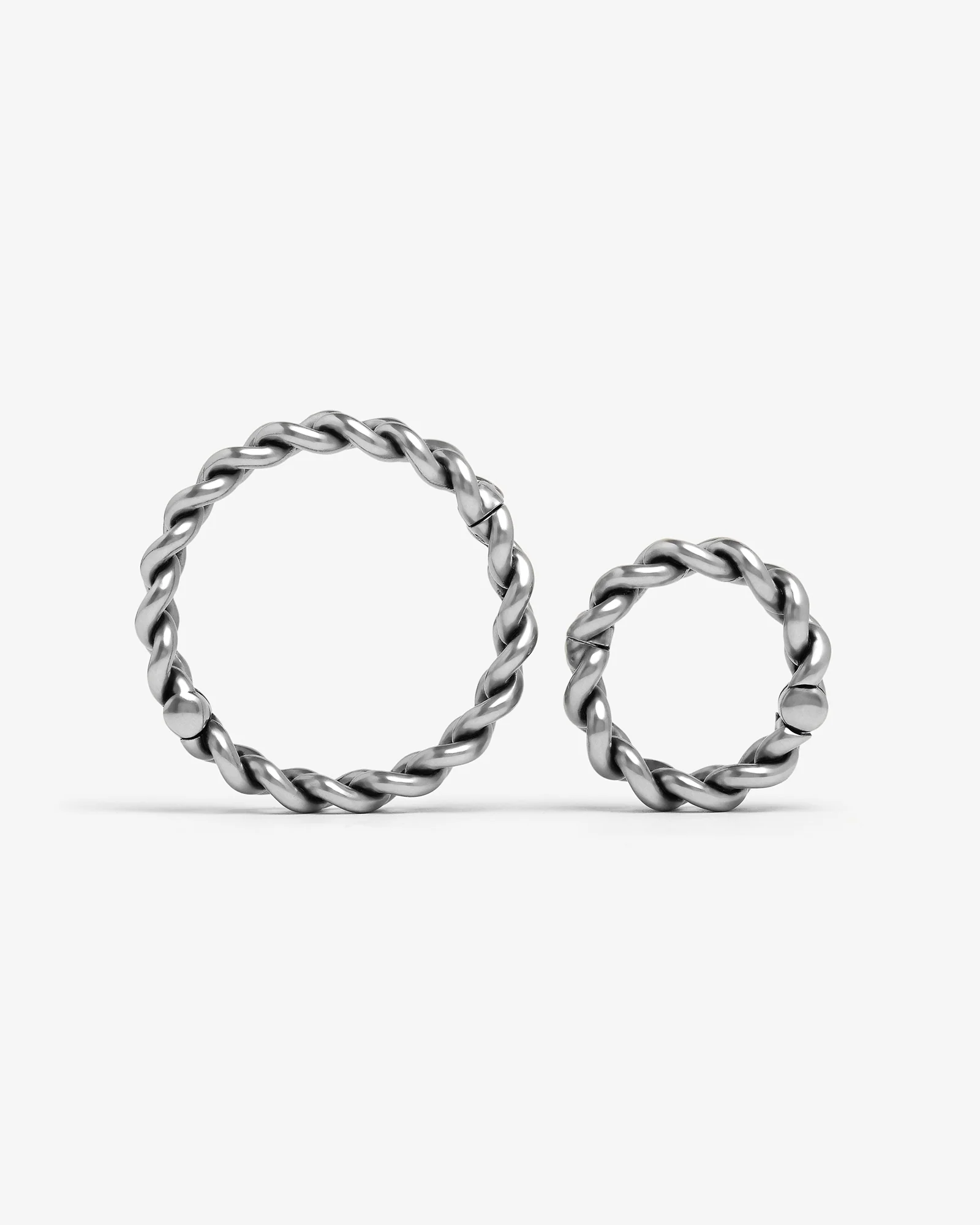 Gordon Chain Hangers - Image 7