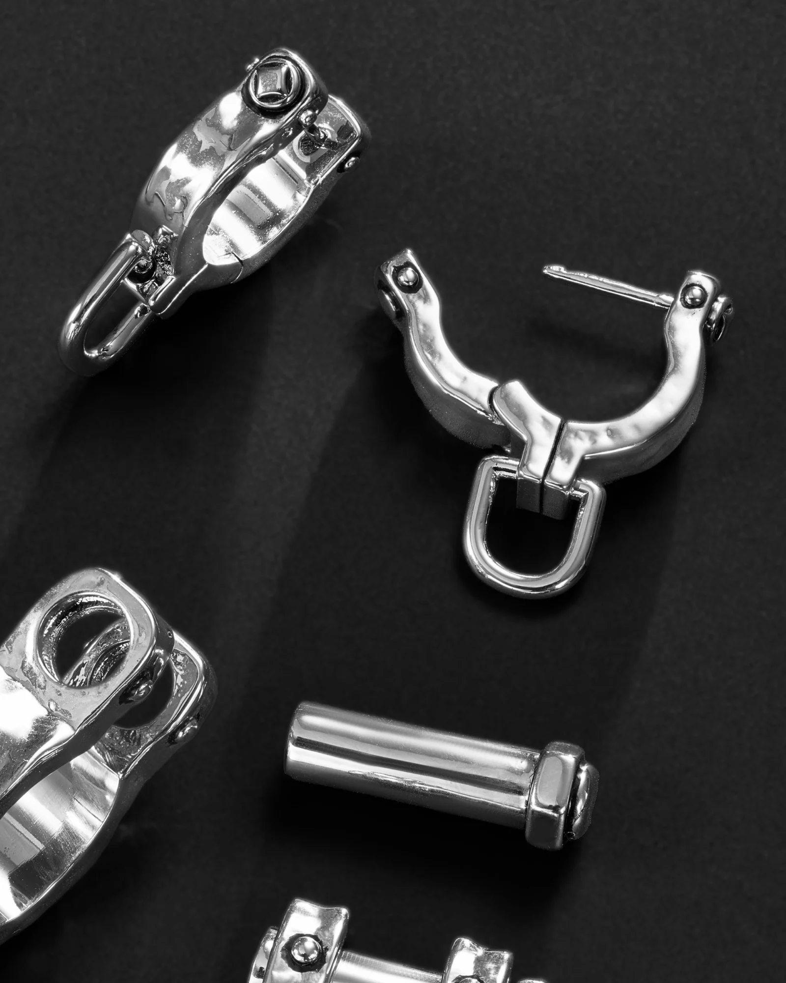 Qode Earrings - Image 8