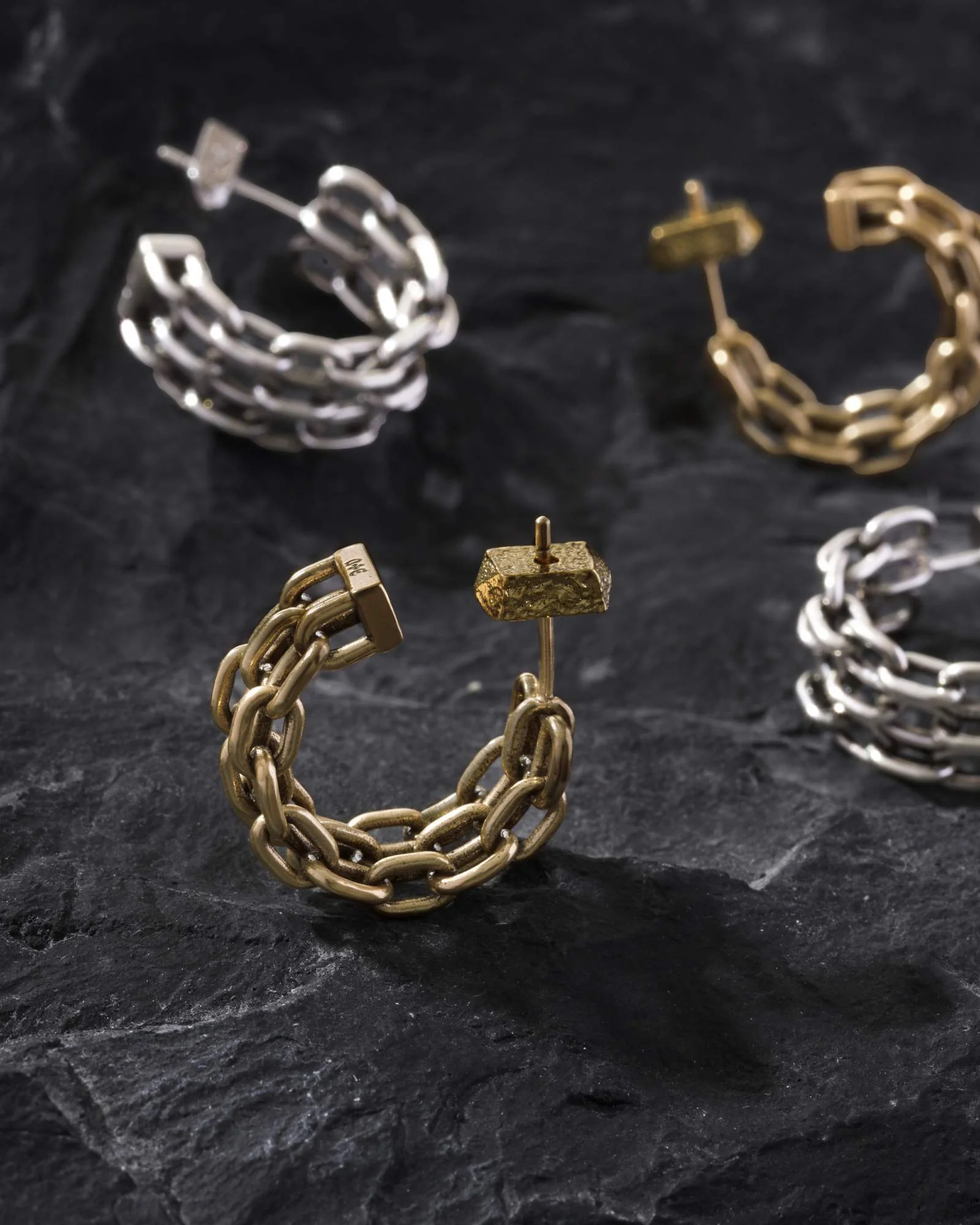 Seize Chain Earrings - Image 7