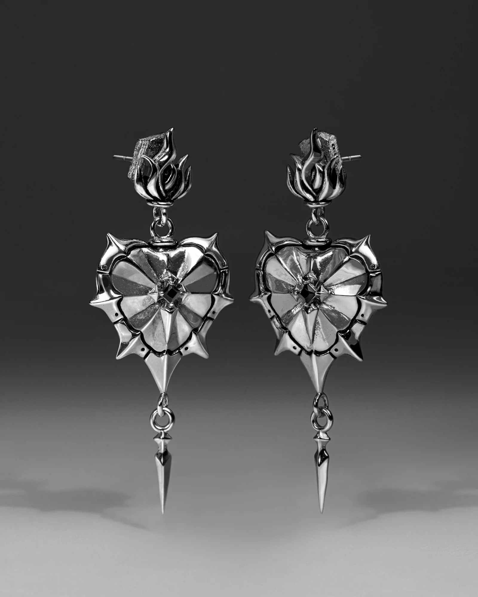 THE SACRILEGE Mini Earrings - Image 5